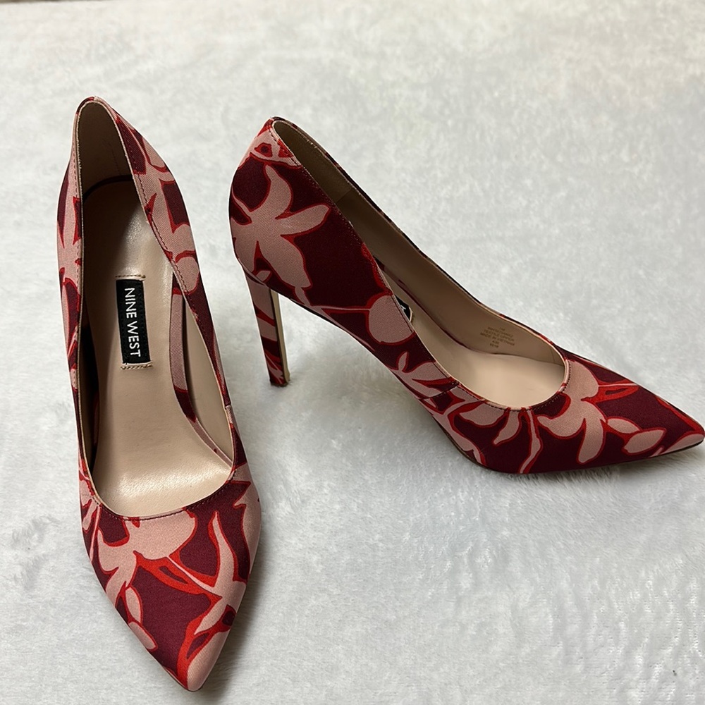 Nine West Tatiana Pumps - Floral Burgundy & Pink